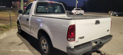 2002 Ford F-150 XL