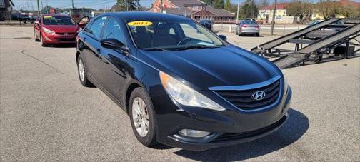 2013 Hyundai SONATA GLS
