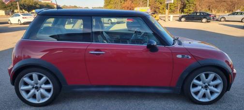 2006 MINI Cooper S Base