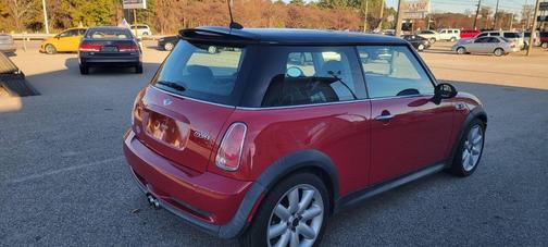 2006 MINI Cooper S Base
