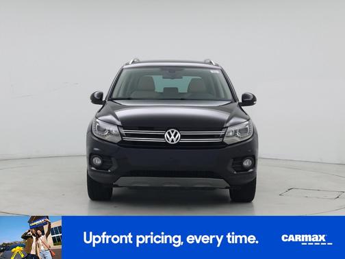 Black 2016 Volkswagen Tiguan SE
