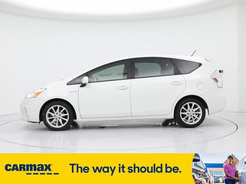 2013 Toyota Prius v Five