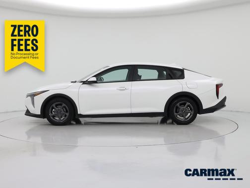 White 2025 Kia K4 LXS
