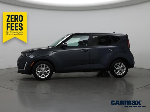 Gray 2023 Kia Soul LX