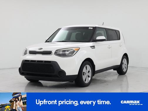 White 2015 Kia Soul