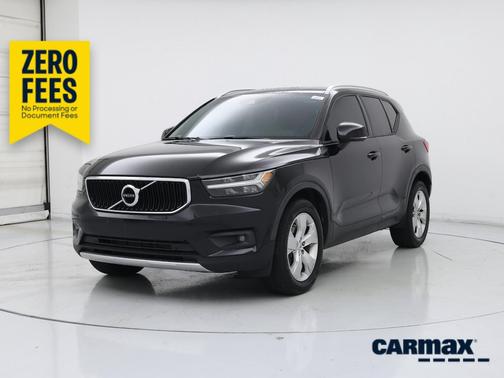 Black 2021 Volvo XC40 T4 Momentum