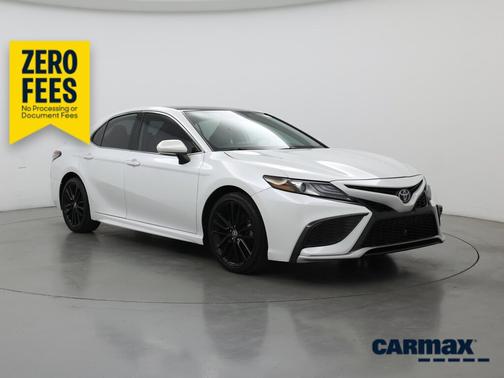 Pearl 2021 Toyota Camry XSE