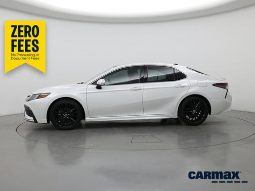 Pearl 2021 Toyota Camry XSE