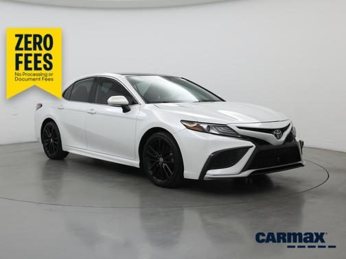 Pearl 2021 Toyota Camry XSE