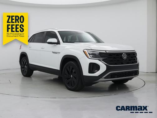 White 2024 Volkswagen Atlas Cross Sport SE w/Tech