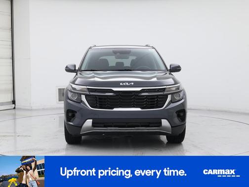 Gray 2025 Kia Seltos S