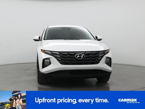 2023 Hyundai TUCSON SE