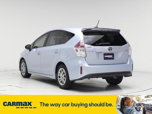 2015 Toyota Prius v Four