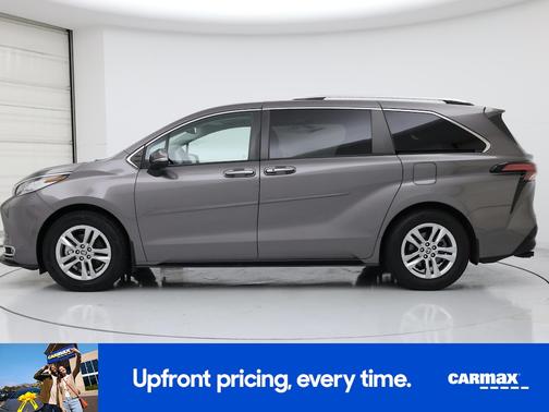 2022 Toyota Sienna Limited