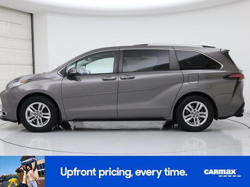 2022 Toyota Sienna Limited