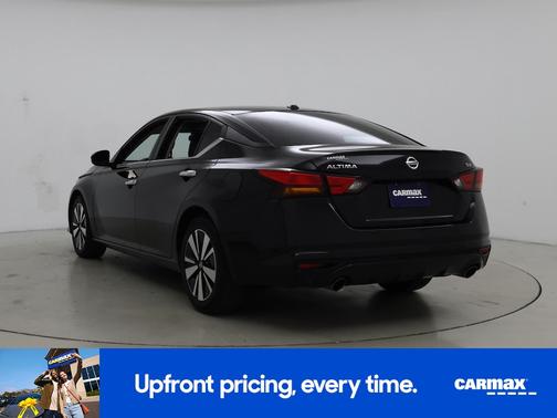 2022 Nissan Altima SV