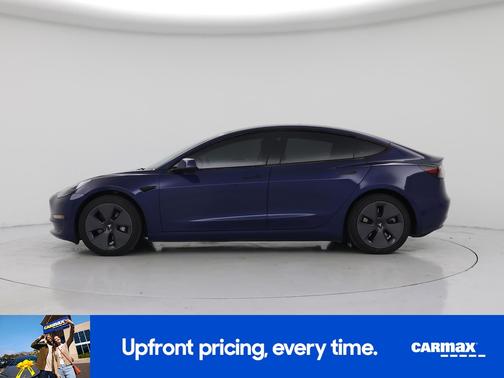 Blue 2022 Tesla Model 3