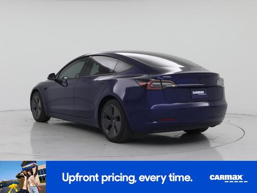 Blue 2022 Tesla Model 3