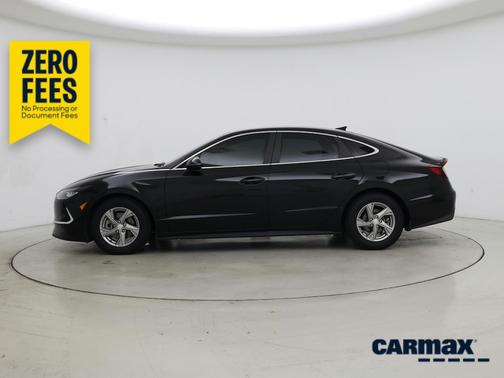 Black 2023 Hyundai SONATA SE