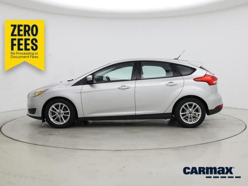Silver 2015 Ford Focus SE