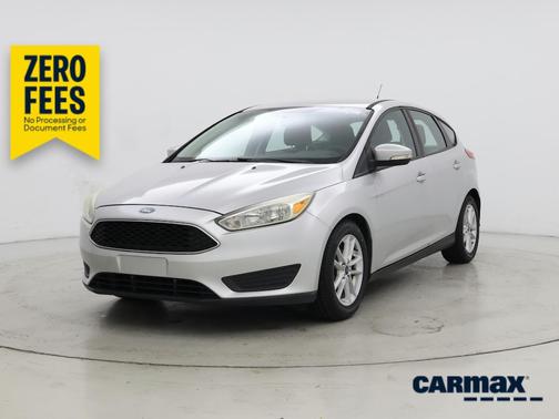 Silver 2015 Ford Focus SE