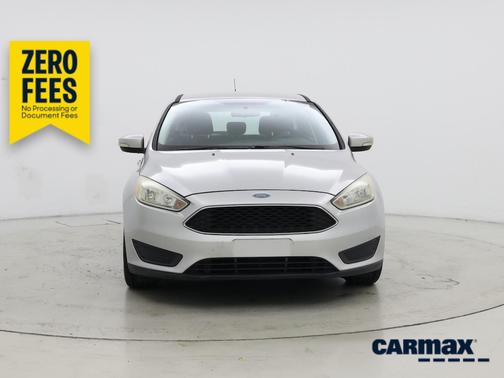 Silver 2015 Ford Focus SE