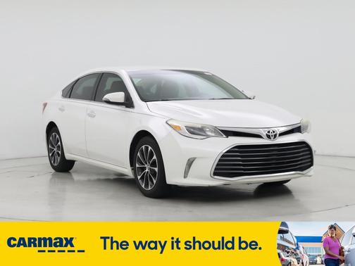 2016 Toyota Avalon XLE
