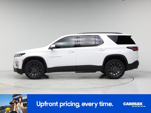 White 2023 Chevrolet Traverse RS
