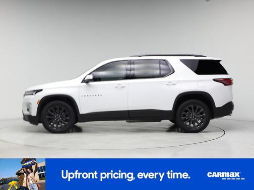 White 2023 Chevrolet Traverse RS