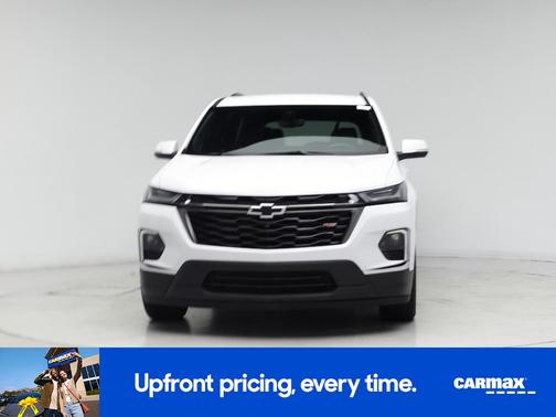 White 2023 Chevrolet Traverse RS