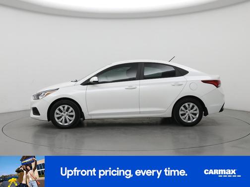 2022 Hyundai Accent SE