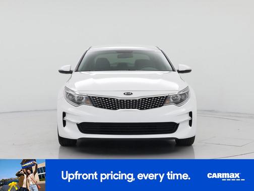 White 2018 Kia Optima EX