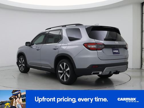 Silver 2025 Honda Pilot Touring+