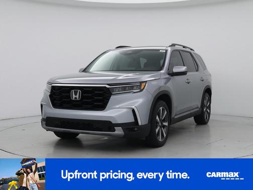 Silver 2025 Honda Pilot Touring+
