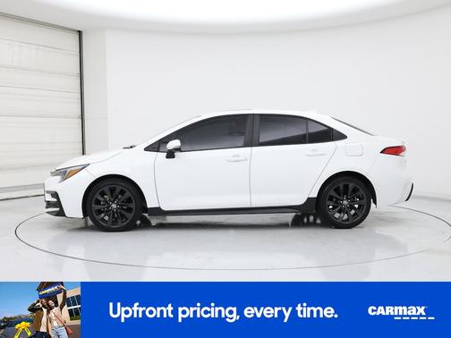 White 2023 Toyota Corolla SE