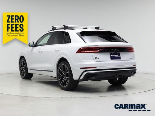 White 2021 Audi Q8 Prestige