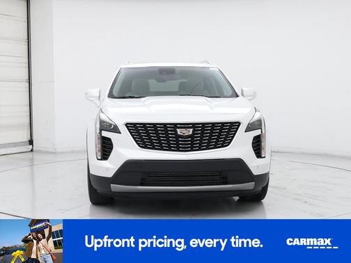 White 2022 Cadillac XT4 Premium Luxury
