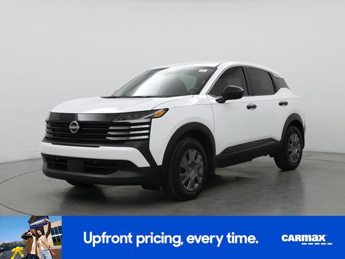 White 2025 Nissan Kicks S