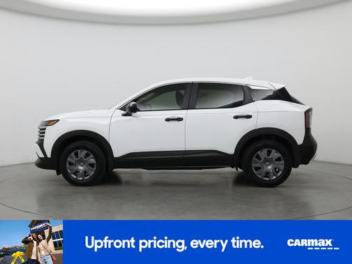 White 2025 Nissan Kicks S