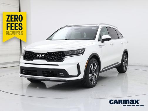 White 2022 Kia Sorento Plug-In Hybrid SX Prestige
