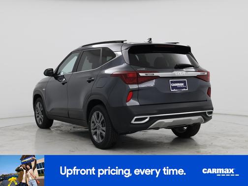 Gray 2023 Kia Seltos S