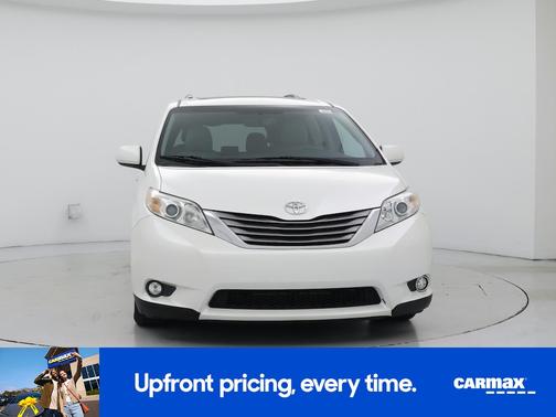 White 2016 Toyota Sienna XLE Premium