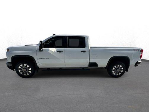 Summit White 2025 Chevrolet Silverado 2500 Custom