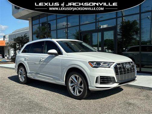 2022 Audi Q7 55 Premium Plus