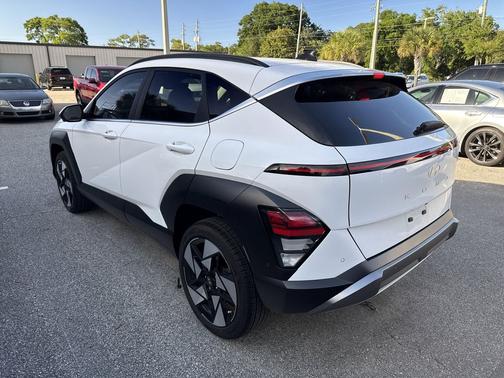 Atlas White 2024 Hyundai KONA Limited