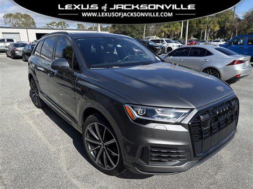 2021 Audi Q7 55 Premium Plus