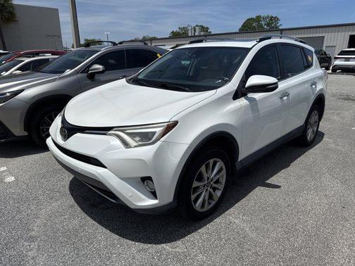 Blizzard Pearl 2017 Toyota RAV4 Limited