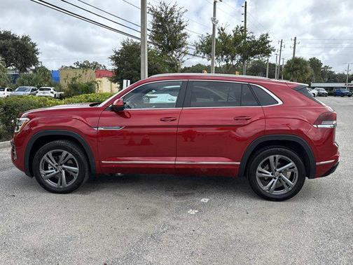 2024 Volkswagen Atlas Cross Sport 2.0T SEL