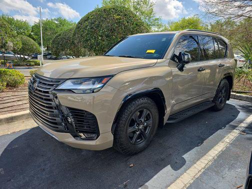 2025 Lexus LX 700h Overtrail