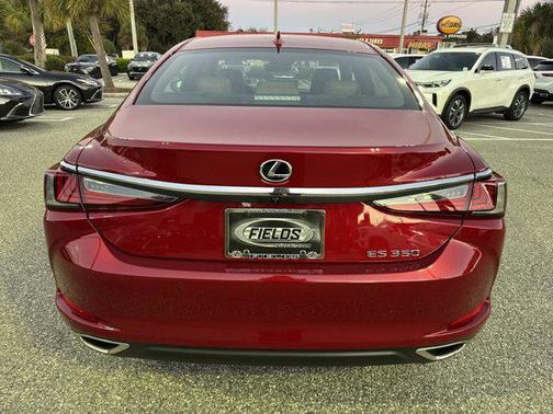 2025 Lexus ES 350 Base